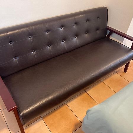 Large Room By Kuromon Market Osaka Exterior photo
